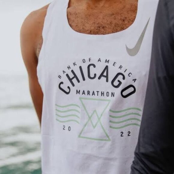 Nike BOA Chicago Marathon 2022 AeroSwift Running‎ Singlet DX4489-100 Size Small - Picture 3 of 9